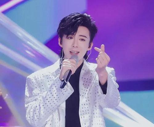 刘宇早期爆料图片视频在线观看,独家图片视频带你回顾他的成长历程